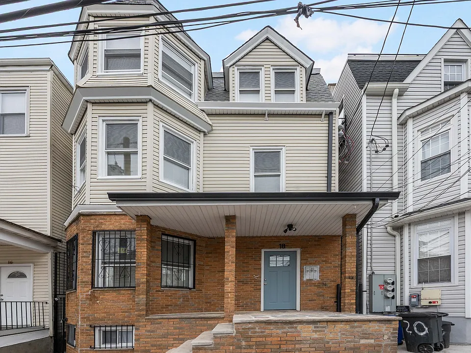 18 Taylor St #3