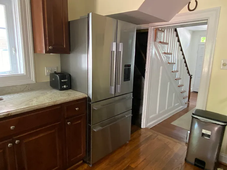 2827 Dumbarton St NW — Photo 16