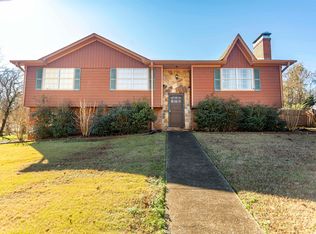 2220 Ledgewood Cir, Birmingham, AL 35214