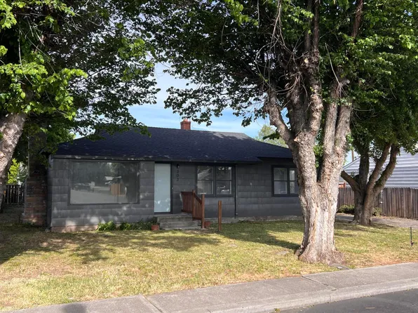 303 SW Deer St, Prineville, OR 97754