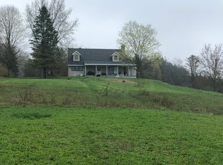 10451 Cascade Rd SE, Lowell, MI 49331