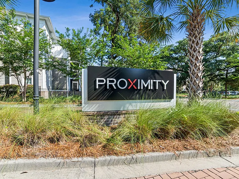Proximity Residences Charleston — Photo 10