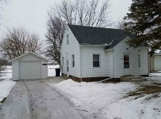 838 Ash Ave, Gibbon, MN 55335