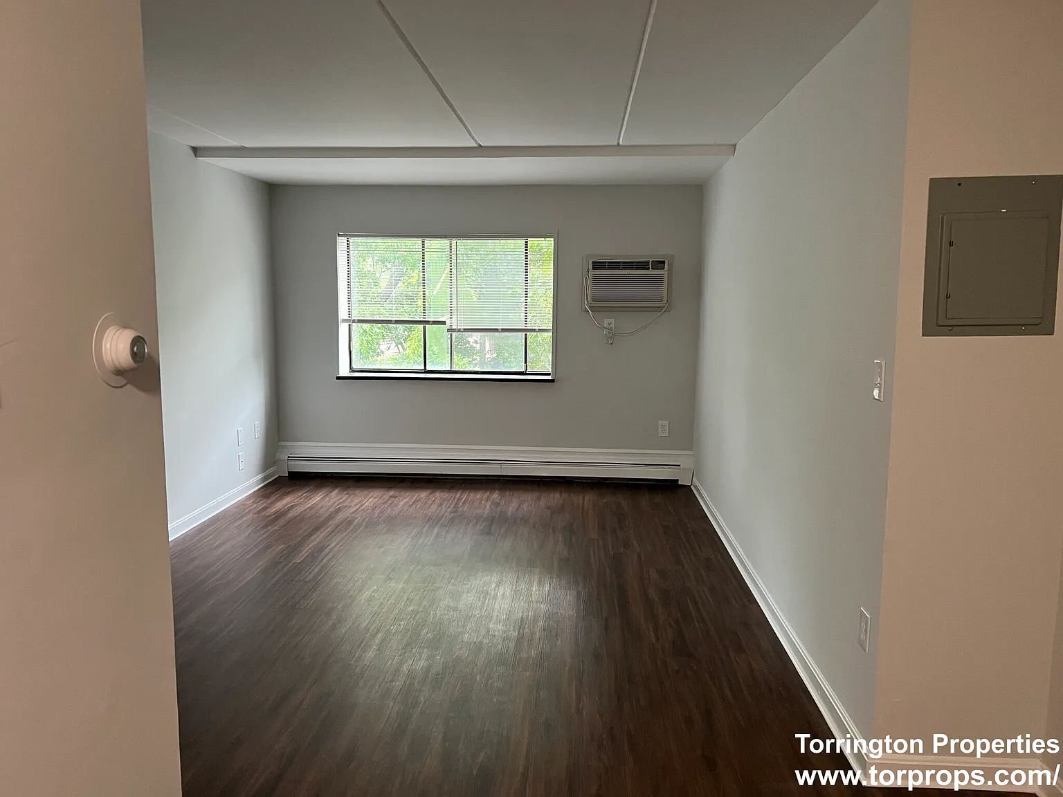 2 bed, 1.0 bath, $2,700 — Photo 4