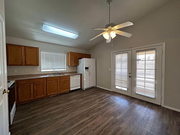 3rd image of 2481 W Silver Creek Ln