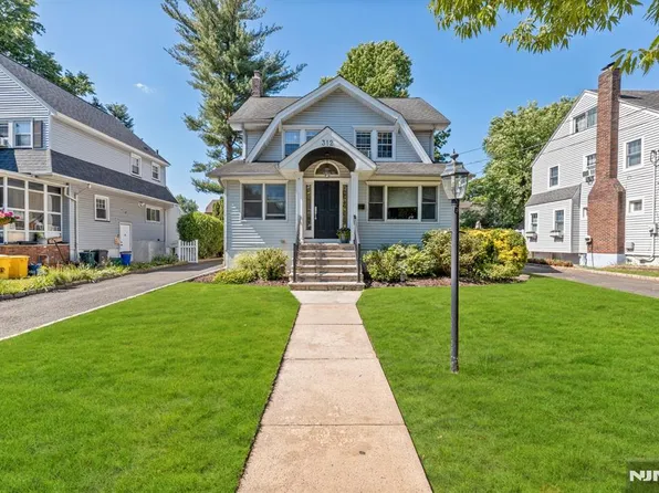 312 Van Buren Ave, Teaneck, NJ 07666