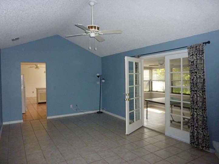 Family Room- View 3