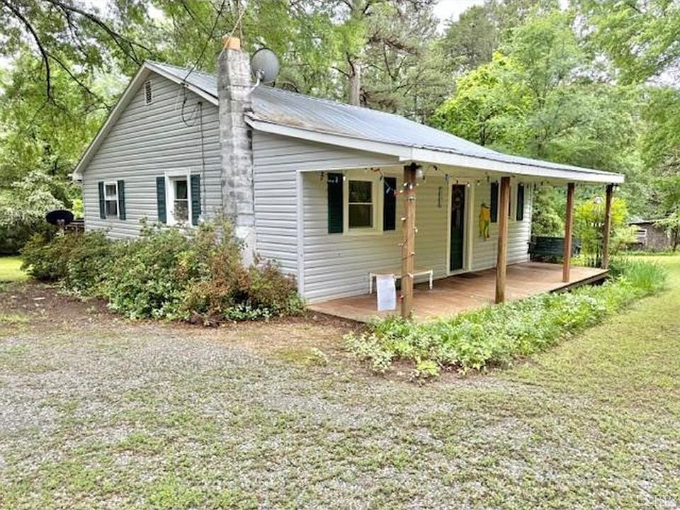 1st image of 40 Abbeville Dr