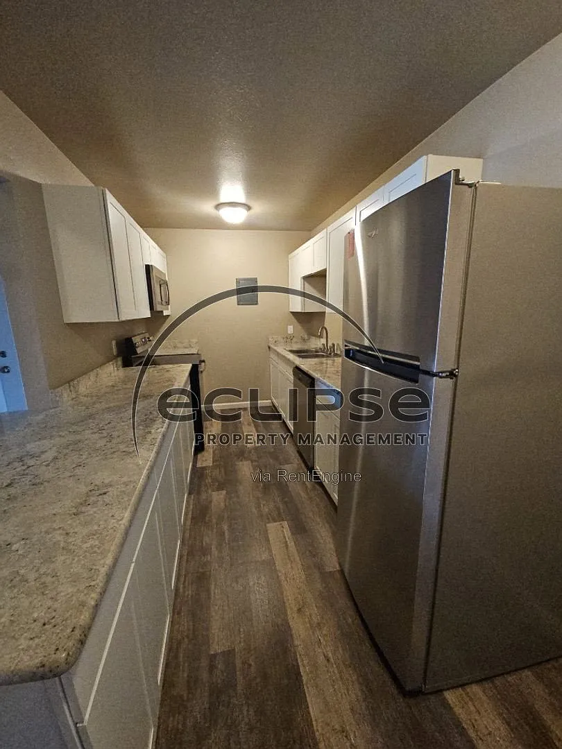 2 bed, 1.0 bath, 980 sqft, $1,150 — Photo 4