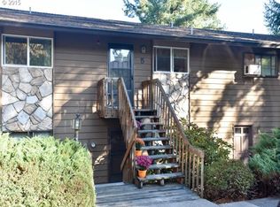 5005 SW Mitchell St, Portland, OR 97221