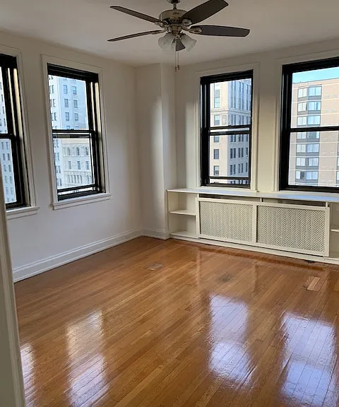 Chancellor Apartments — Photo 7