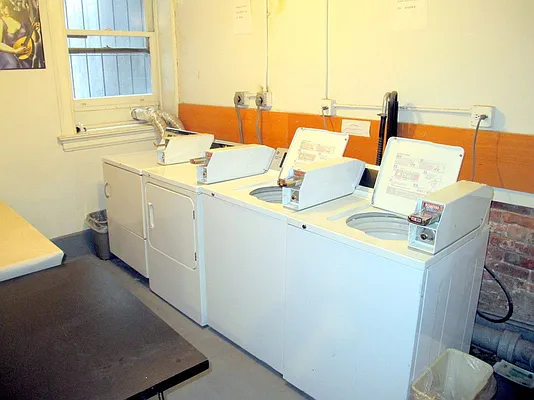 Rented by Salizzoni Realty | media 33