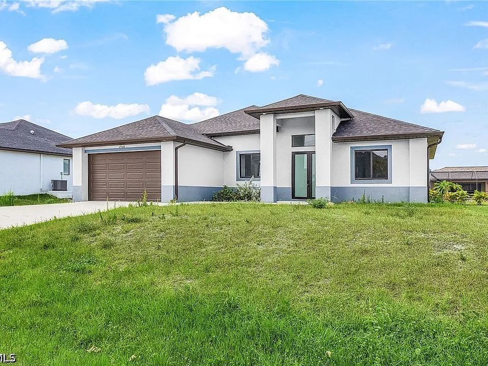 2427 Tropicana Pkwy W