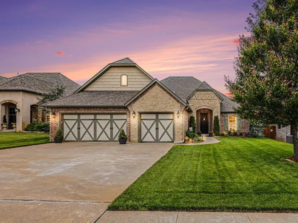 2309 E Thomas Ter, Mustang, OK 73064