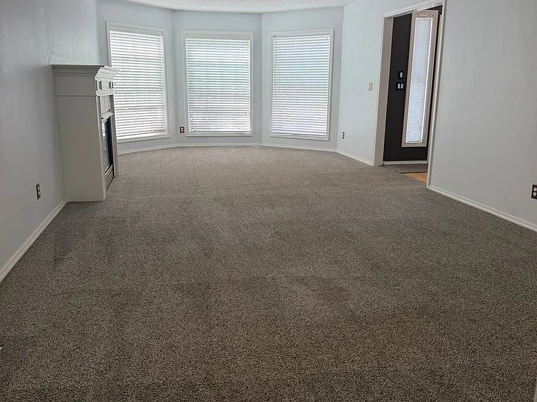1311 Keystone Loop NE — Photo 21
