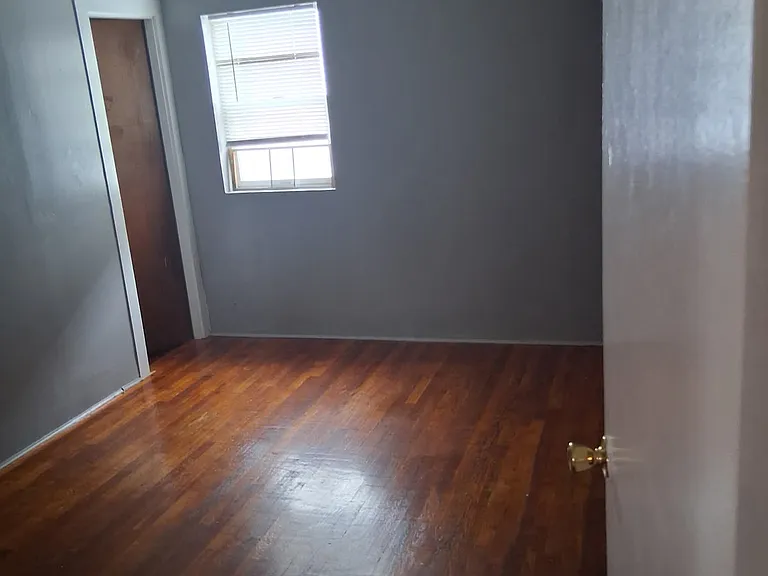 7 Ashley St #3 — Photo 5