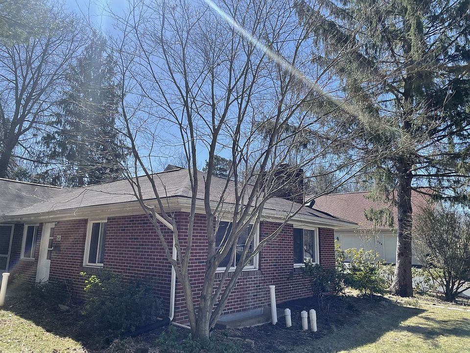 2nd image of 518 Hillcrest Ave #520