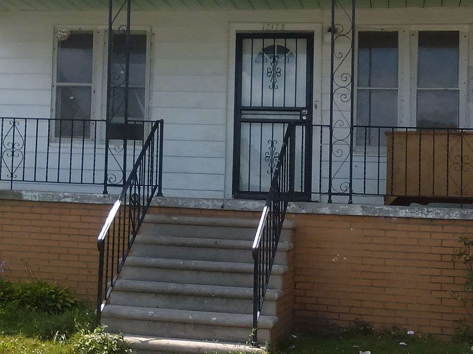 2nd image of 12173 Fleming St