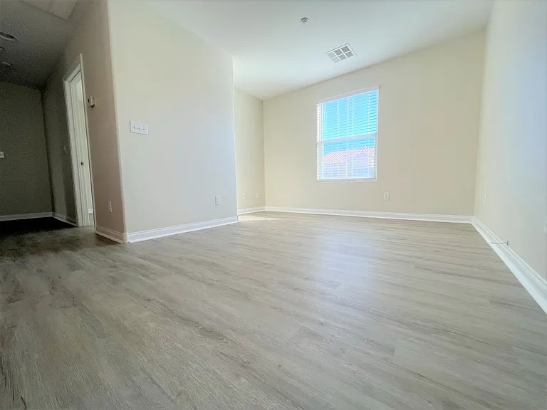 8932 Amy Olivia Ave — Photo 5