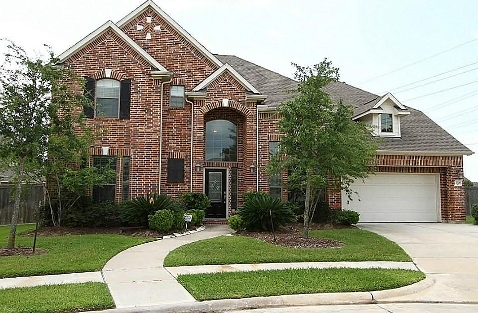 1st image of 2702 Royal Creek Ct
