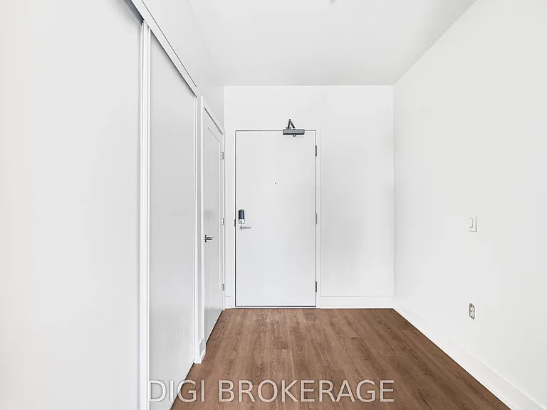 2070 Scott St #604 — Photo 8