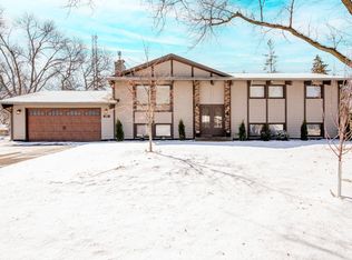 167 W 107th St, Bloomington, MN 55420