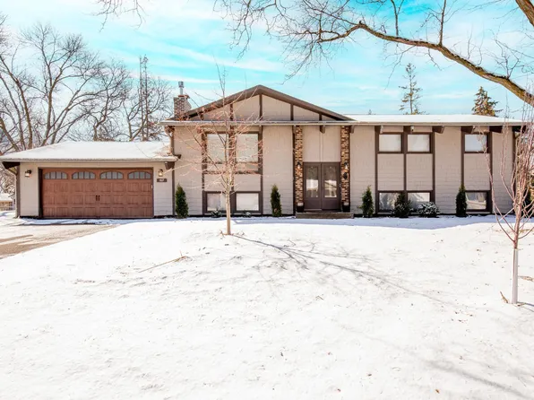167 W 107th St, Bloomington, MN 55420