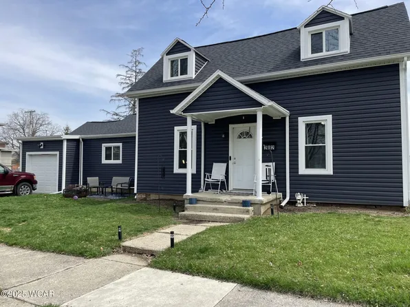 202 E Benton St, Wapakoneta, OH 45895