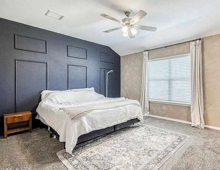 329 Samuel Vista St — Photo 11