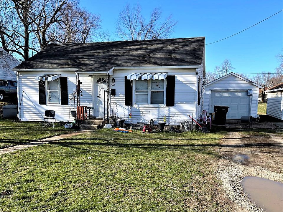 2nd image of 922 W Adams St
