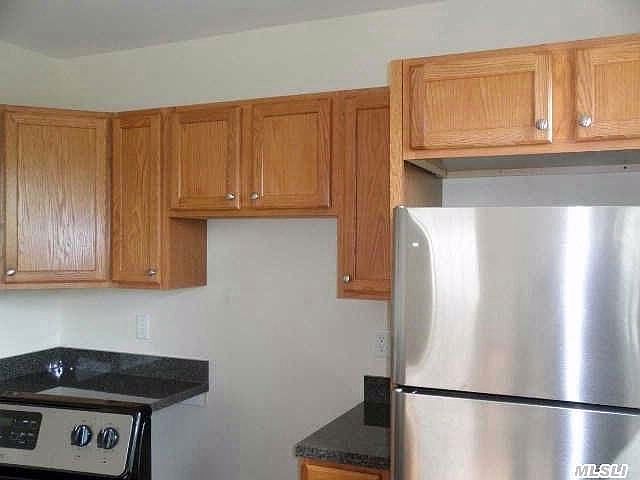 2nd image of 10 Audrey Ave Ste 300