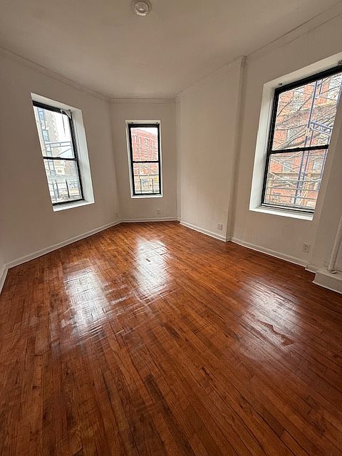 1st image of 271 W 119th St APT 2E