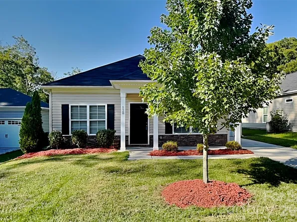 528 Cabarrus Ave, Mooresville, NC 28115