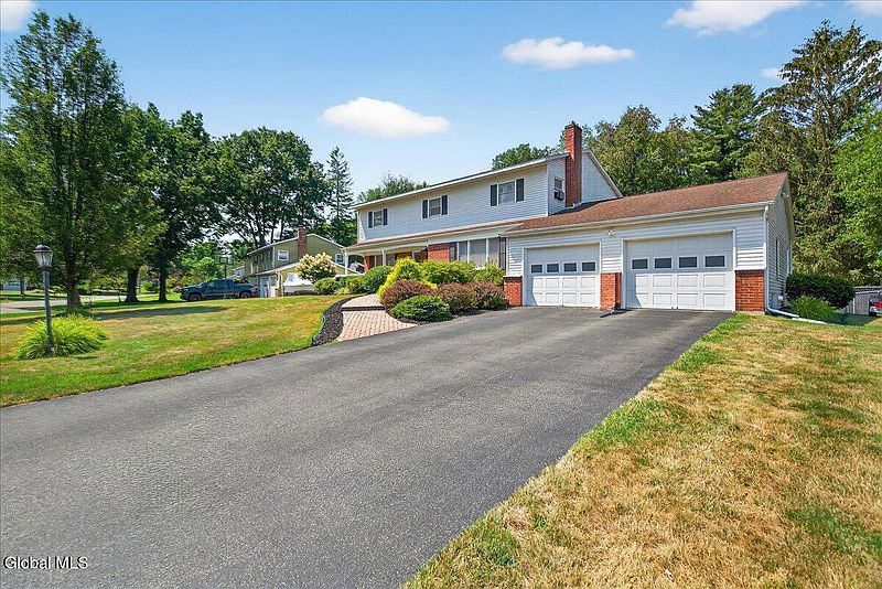 2nd image of 91 Appletree Lane