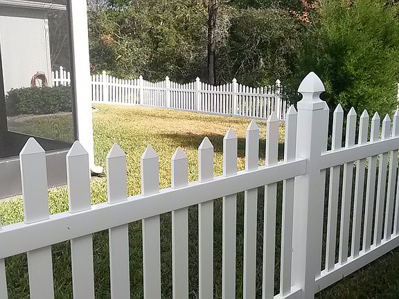 4th image of 21 Auberry Dr