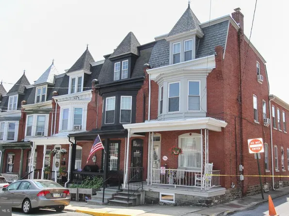 14 E 4th St, Boyertown, PA 19512