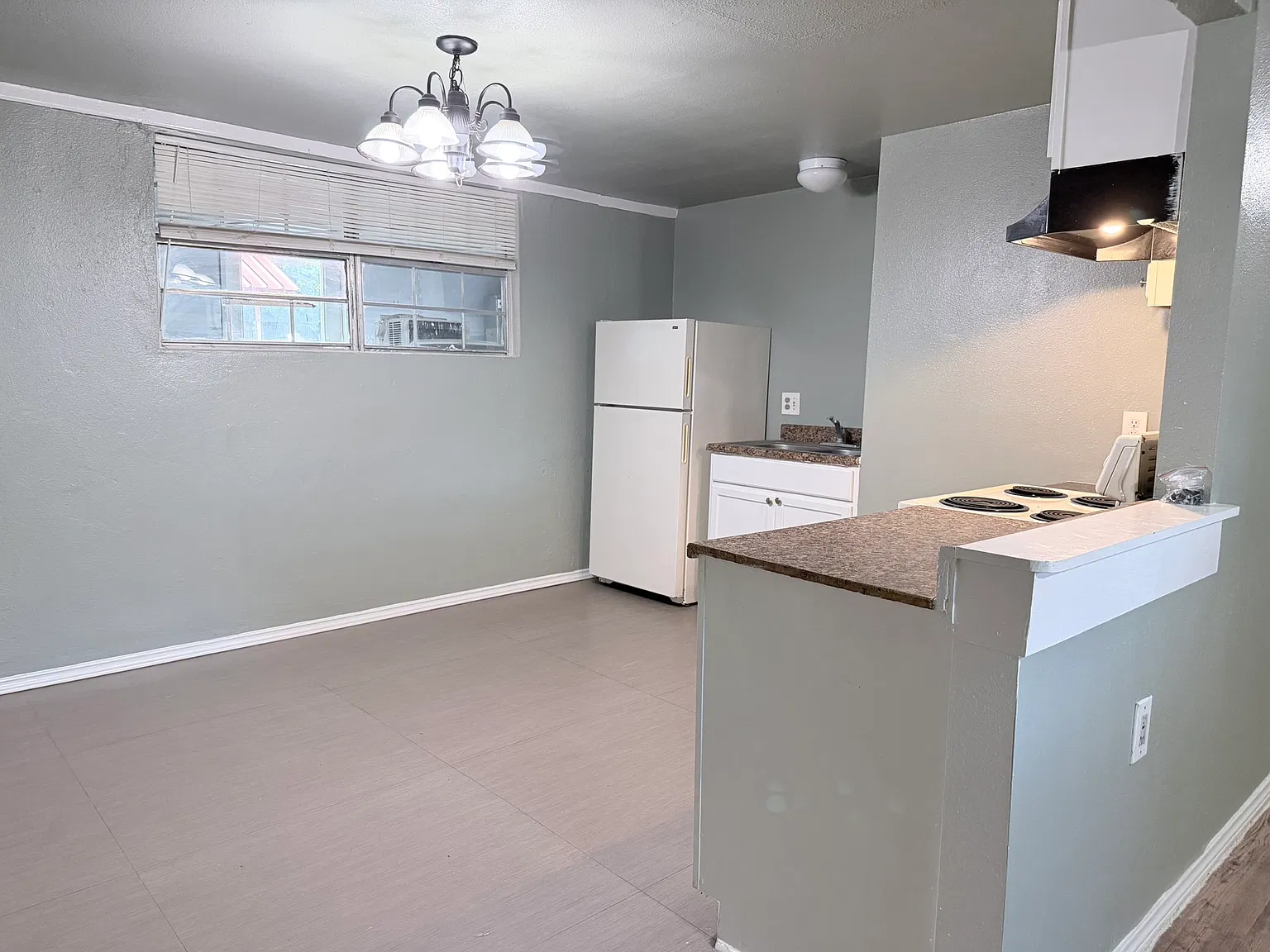 2 bed, 633 sqft, $925 — Photo 3