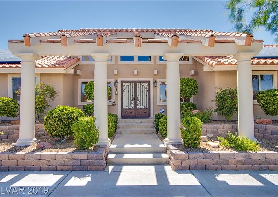 1st image of 5845 N Conquistador St