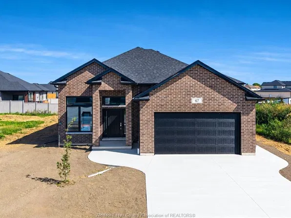 47 Bloomington Way, Chatham Kent, ON N7L 0H2