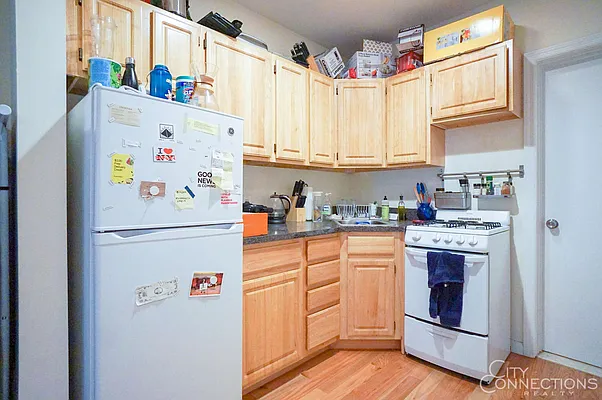 Rented by City Connections Realty | media 39