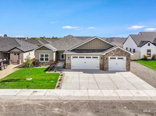2194 Caribel St, Twin Falls, ID 83301