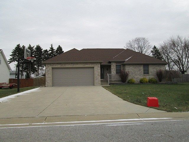1st image of 582 E Braeburn Dr