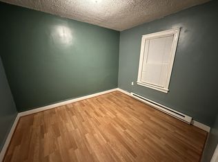 57 Larch St FLOOR 3, Pawtucket, RI 02860
