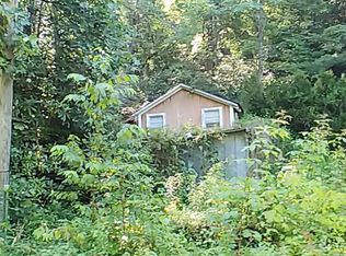 18885 Wayah Rd, Topton, NC 28781