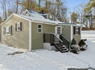 21 Chadbourne Rd, Lewiston, ME 04240