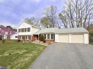 14920 Bauer Dr, Rockville, MD 20853