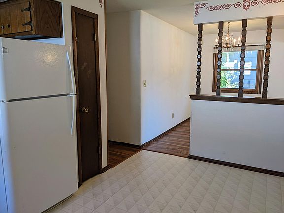3rd image of 4368 S Iowa Ave #A