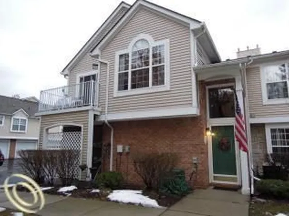 56261 Chesapeake Trl, Shelby Township, MI 48316