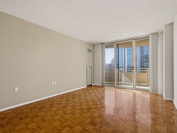 2nd image of 4801 Fairmont Ave APT 809