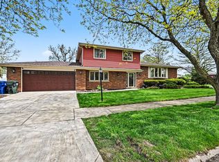 1018 E 193rd St, Glenwood, IL 60425
